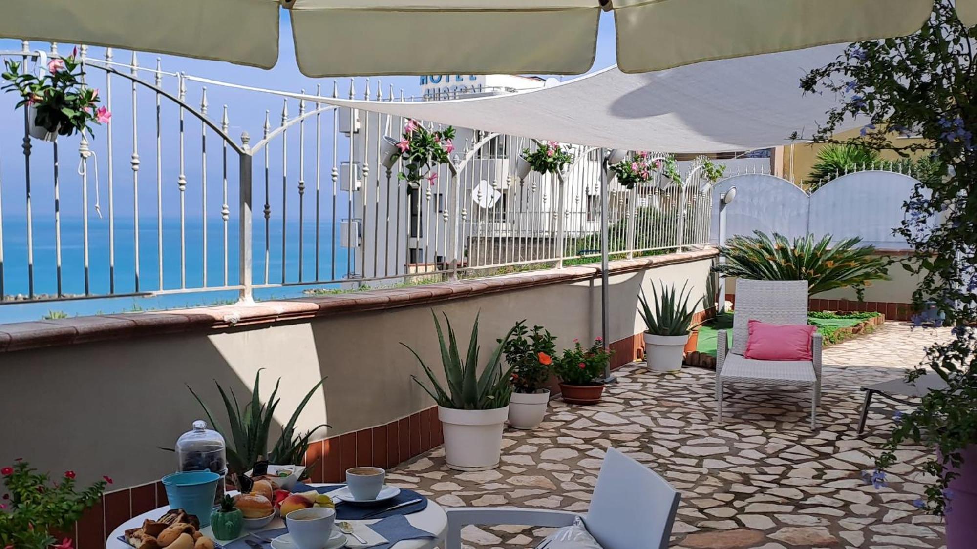 Bed and Breakfast Tramonto Sul Mare Térmoli Exterior foto